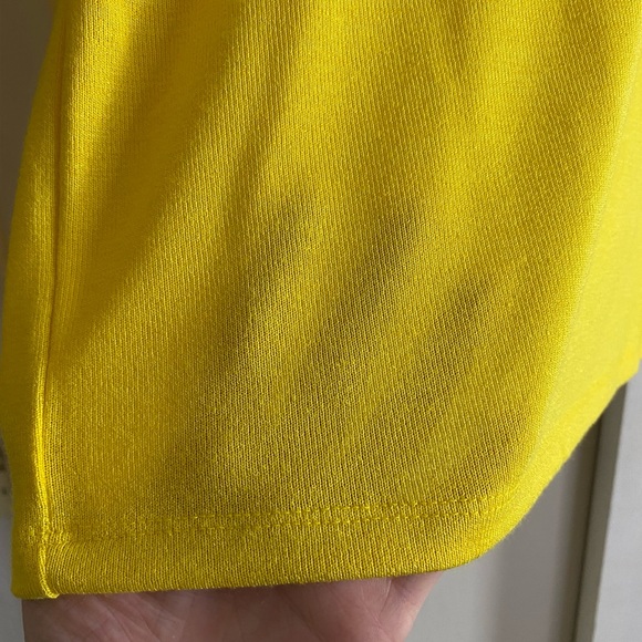 Women’s Summer Weight Short Sleeve Sweater - Picture 4 of 8